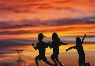 出生順序?qū)⒆佑惺裁从绊?多孩家庭怎么相處更好