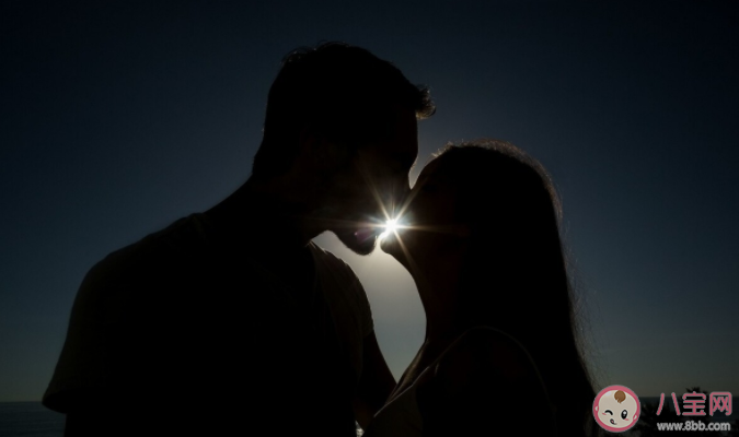 邊界感太強會影響親密關系嗎 親密關系中常見的邊界感類型 邊界感太強會影響親密關系嗎 親密關系中常見的邊界感類型