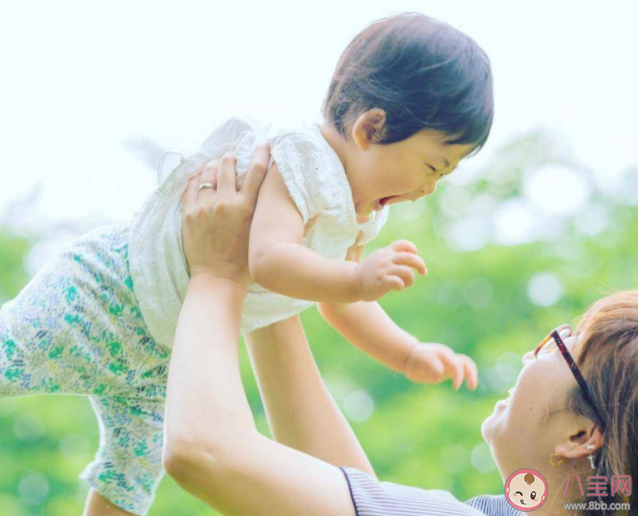 母子依戀關(guān)系有哪些類型 如何培養(yǎng)具有安全型依戀的孩子