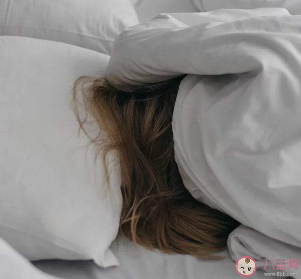 4小時睡眠論有依據(jù)嗎 每天睡覺4小時真的可以嗎