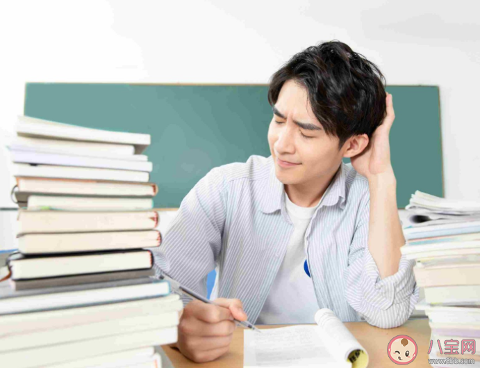 空巢大學生是什么意思 大學生在家上網課期間需要注意些什么