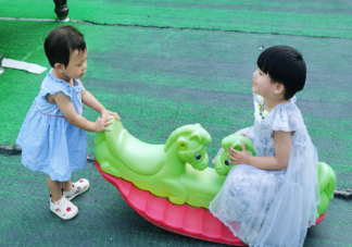 如何讓孩子學(xué)會(huì)分享 怎樣讓孩子知道分享