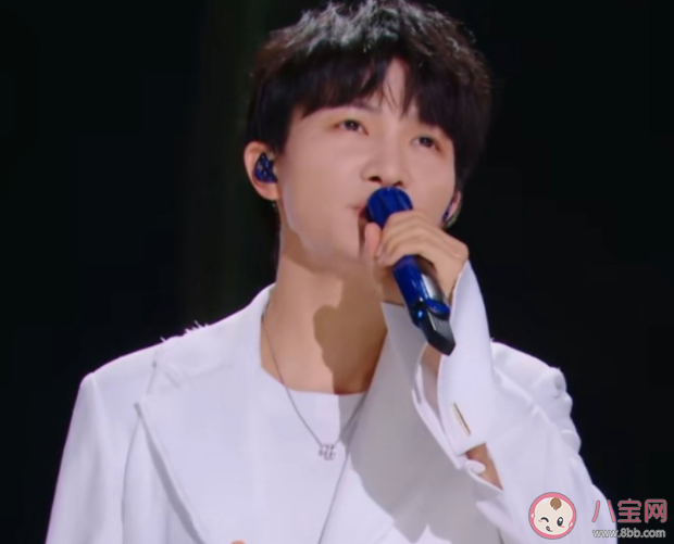 全開麥真的是對歌手的夸獎嗎 怎樣看待歌手是否全開麥