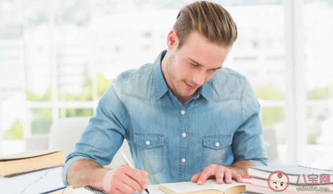 中年群體為什么熱衷考證了 考證前先查查證書含金量