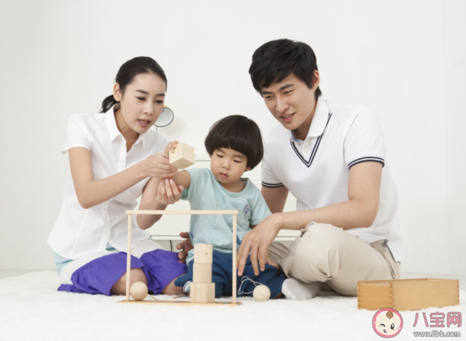 拆臺式教育對孩子危害有多大 家庭教育到底應該怎么做