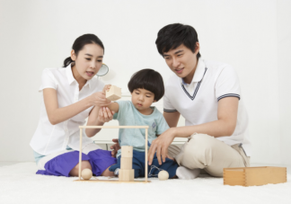 拆臺式教育對孩子危害有多大 家庭教育到底應該怎么做