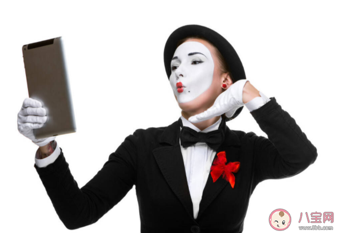 自戀型人格有哪些表現 自戀者知道自己的問題嗎 自戀型人格有哪些表現 自戀者知道自己的問題嗎