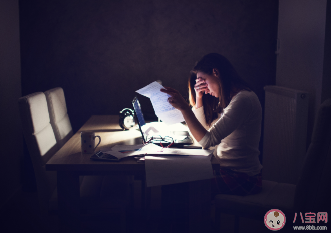 為什么熬夜會掉頭發 熬夜脫發怎么重新長回來