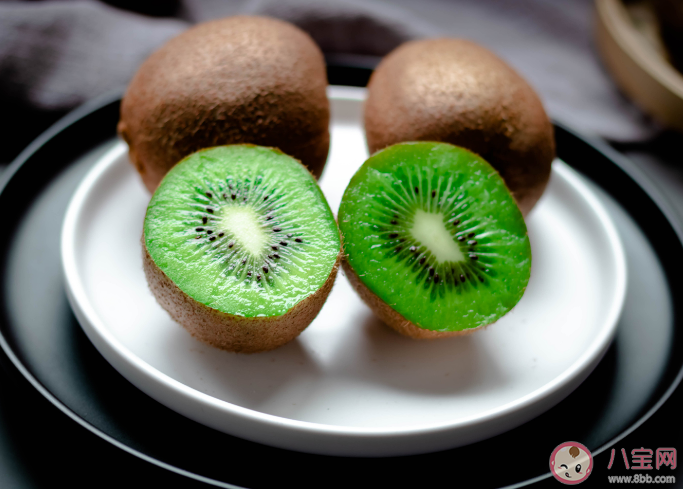 獼猴桃有哪些種類口味 紅心黃心綠心獼猴桃哪種最好吃 獼猴桃有哪些種類口味 紅心黃心綠心獼猴桃哪種最好吃