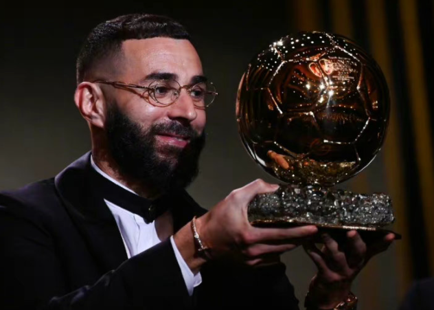 法國球星本澤馬獲2022年金球獎 本澤馬資料介紹