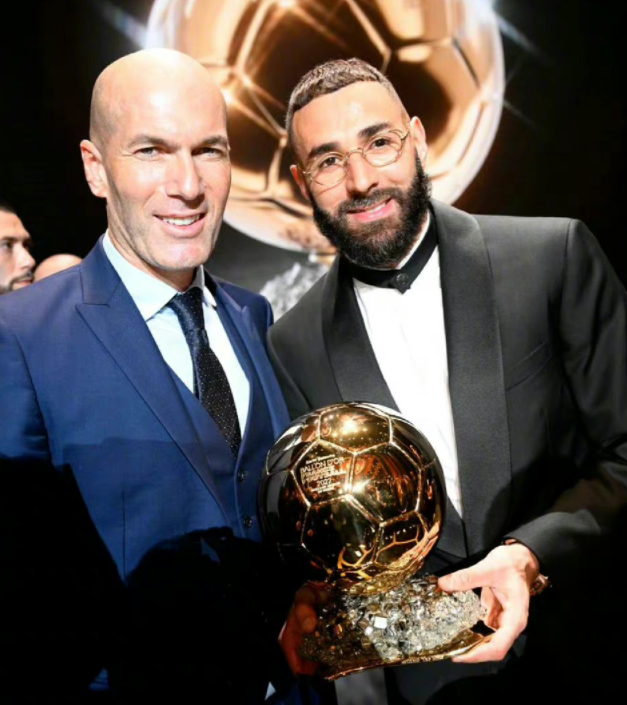 法國球星本澤馬獲2022年金球獎 本澤馬資料介紹