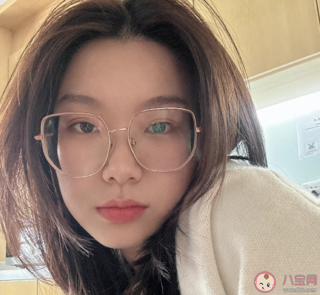 眼皮浮腫是什么原因造成的 如何緩解眼皮浮腫