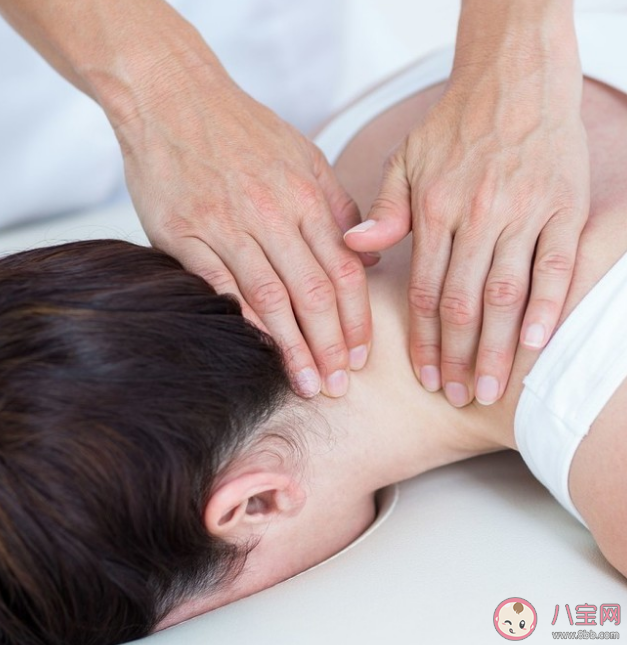 22歲女子按摩后大面積腦梗是什么情況 按摩不當有什么危害后果