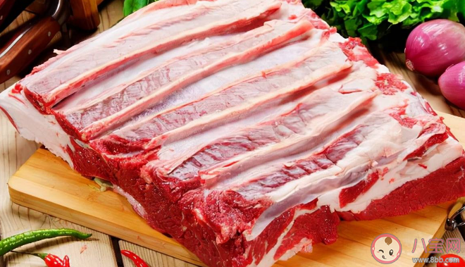 大叔頓頓吃肉血管里堵4厘米油脂 頓頓吃肉危害有多大