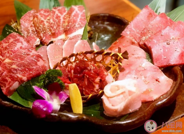 大叔頓頓吃肉血管里堵4厘米油脂 頓頓吃肉危害有多大