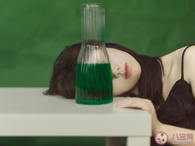 白月光對男生有哪些意義 忘不掉心中的白月光怎么辦