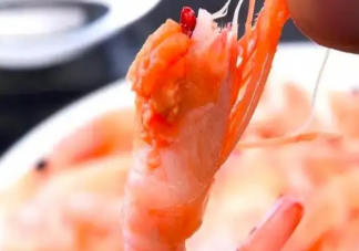 水煮大蝦冷水下鍋還是熱水下鍋 吃蝦對身體有什么好處