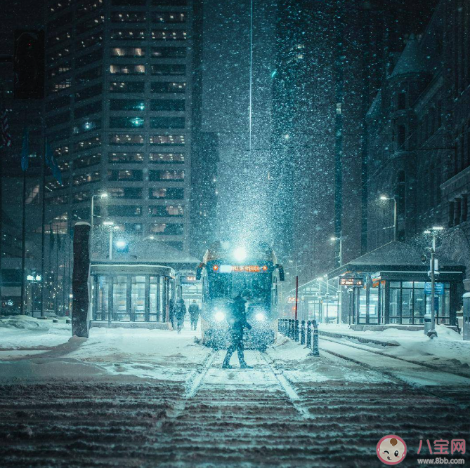 為何秋冬季抑郁癥高發 如何預防季節性抑郁癥 為何秋冬季抑郁癥高發 如何預防季節性抑郁癥