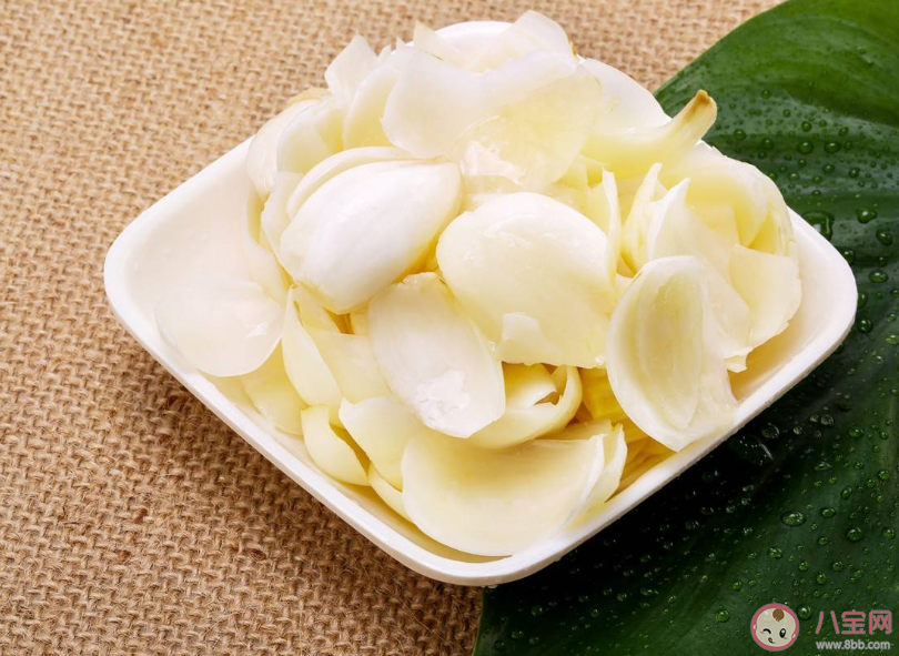 未過度加工的百合干是不是越白越好 干百合功效作用有什么 未過度加工的百合干是不是越白越好 干百合功效作用有什么