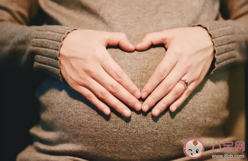 孕產(chǎn)婦陽(yáng)了還能母乳喂養(yǎng)嗎 孕產(chǎn)婦陽(yáng)了會(huì)不會(huì)傳染胎兒