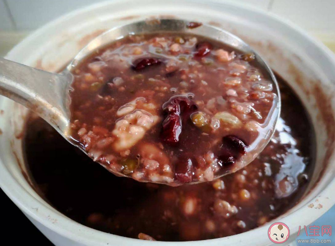 煮臘八粥要不要放堿 不同人群煮臘八粥要點