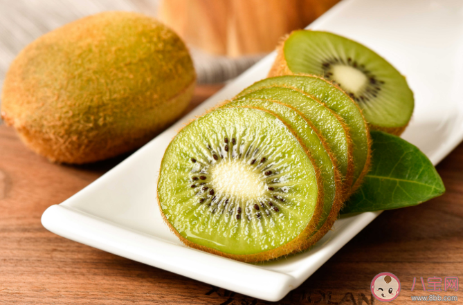 綠心紅心黃心獼猴桃營養(yǎng)都怎么樣 獼猴桃不同顏色區(qū)別是什么