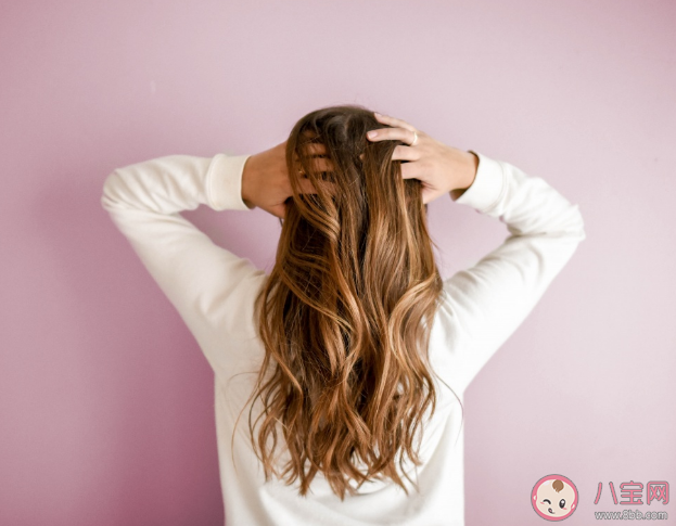 洗頭后到底要不要馬上吹干 自然干和吹干哪個更好