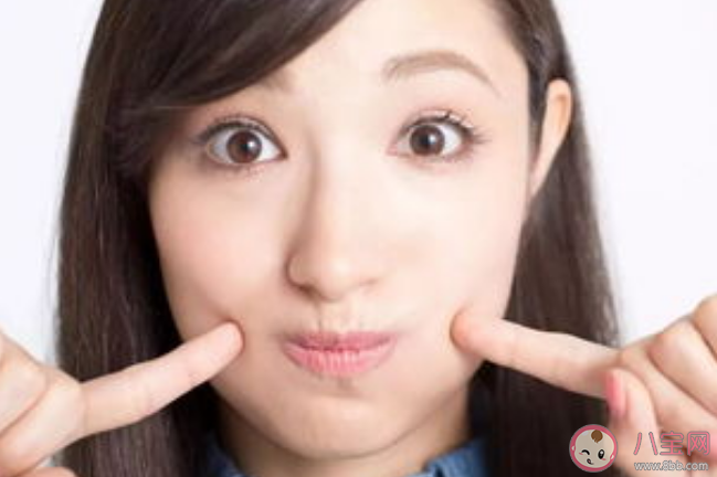 導致雙下巴的原因是什么 怎么消除雙下巴 導致雙下巴的原因是什么 怎么消除雙下巴