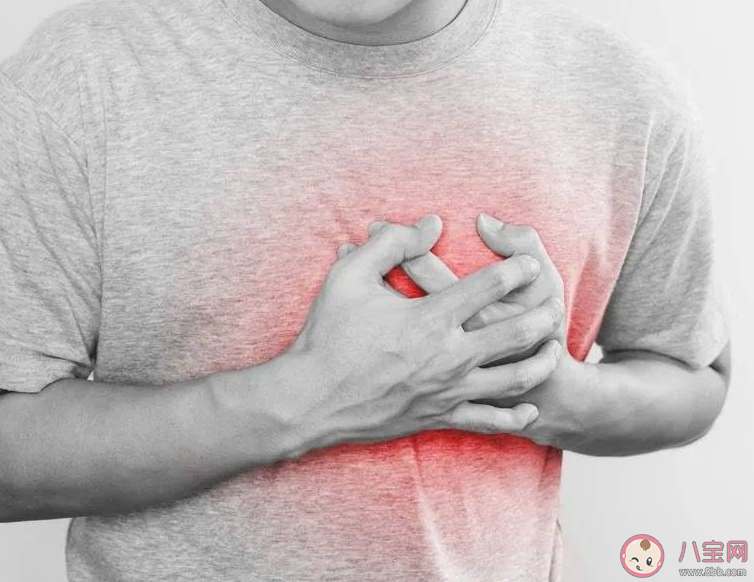 生氣后胸為什么會疼 女生氣的胸疼是怎么回事