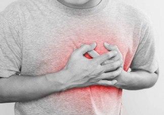 生氣后胸為什么會疼 女生氣的胸疼是怎么回事