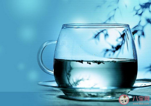 多喝水真的能預防結石嗎 不愛喝水4種疾病風險高 多喝水真的能預防結石嗎 不愛喝水4種疾病風險高