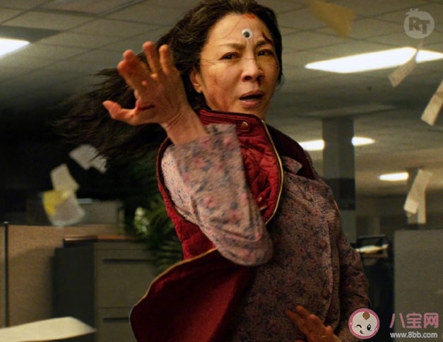 楊紫瓊成首位奧斯卡亞裔影后 為什么楊紫瓊能成為奧斯卡影后