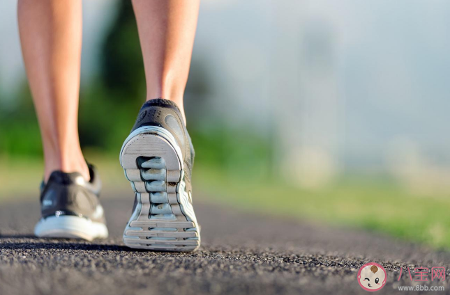 從鞋底磨損能看出身體什么問題 鞋底異常磨損這幾個要注意
