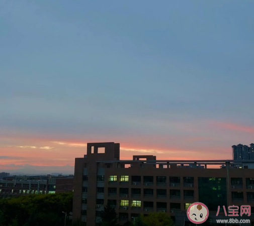 可能西安城墻上有人誓言不分是什么歌 《可能》完整版歌詞內(nèi)容