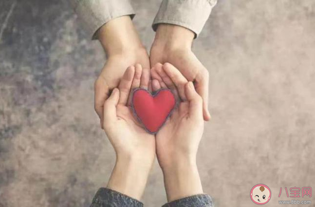 你會(huì)堅(jiān)持不健康的戀愛關(guān)系嗎 不健康的戀愛關(guān)系是怎樣的