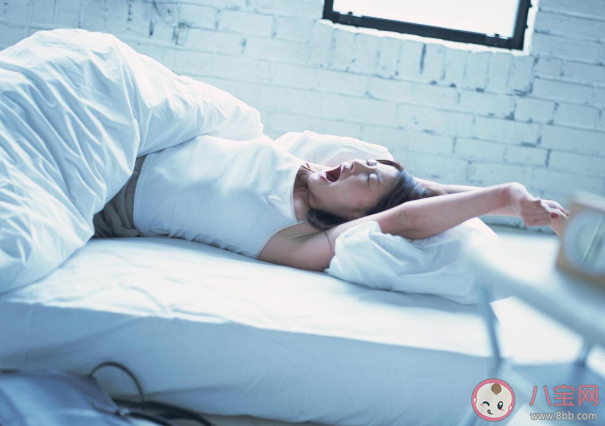 過早起床比熬夜更傷身嗎 晚睡晚起可以抵消熬夜傷害嗎