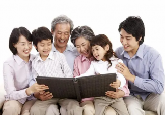 為什么從來不和爸媽分享日常 和父母交流變少怎么辦