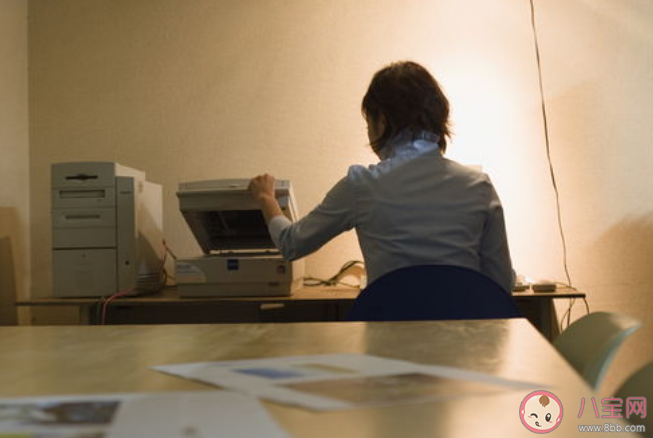 連續(xù)加班對(duì)健康有什么危害 病態(tài)的加班文化是如何形成的 連續(xù)加班對(duì)健康有什么危害 病態(tài)的加班文化是如何形成的