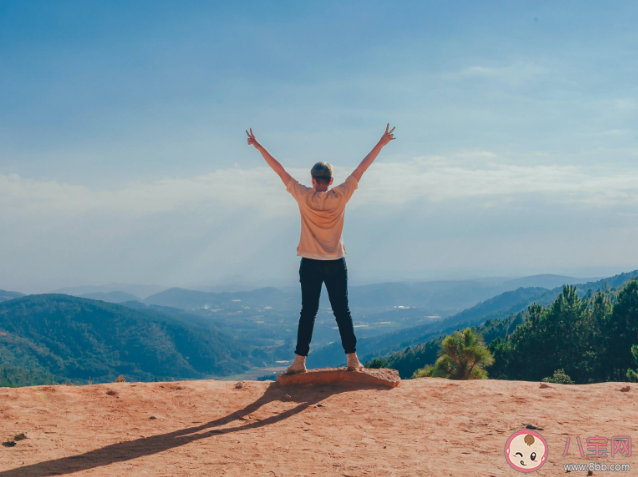 為什么許多大學生選擇單身不想脫單 單身的6個好處