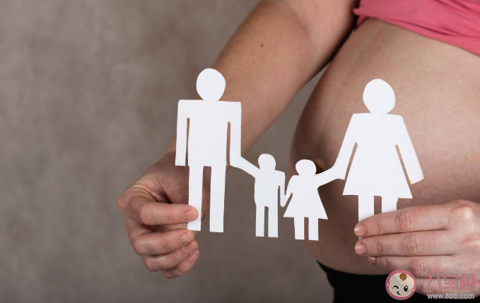 專家說要尊重年輕人生育選擇權 如何看待年輕人不生小孩