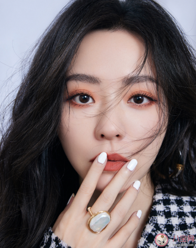 張靚穎《最初的愛(ài)》歌詞是什么 《最初的愛(ài)》歌曲介紹