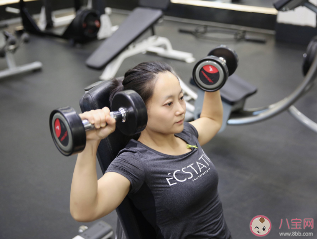 為什么健身房的女教練那么少 健身行業女教練如此稀少的原因是什么 為什么健身房的女教練那么少 健身行業女教練如此稀少的原因是什么