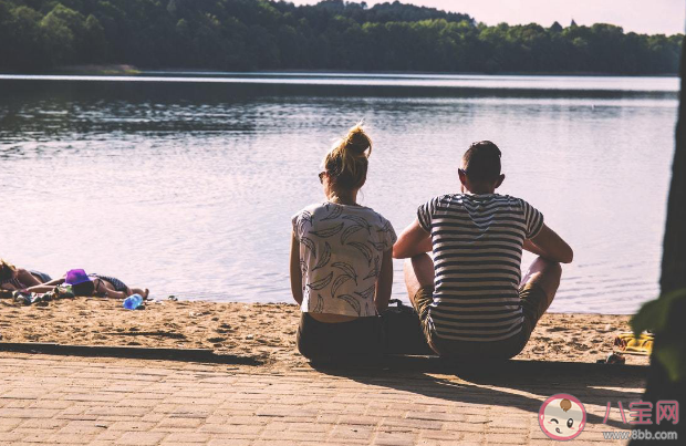 如何看待和朋友的漸行漸遠(yuǎn) 和朋友漸行漸遠(yuǎn)了有哪些建議 如何看待和朋友的漸行漸遠(yuǎn) 和朋友漸行漸遠(yuǎn)了有哪些建議