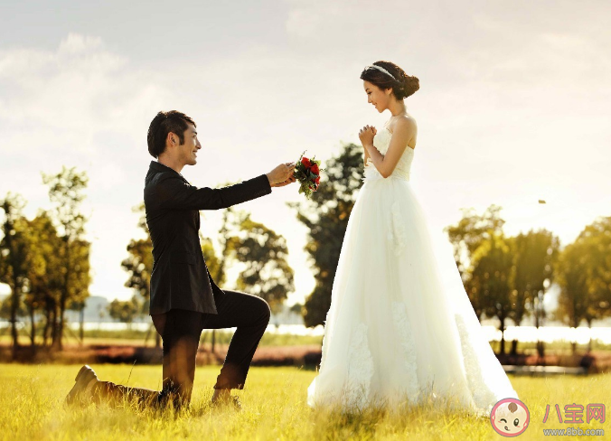 你能接受男方不求婚就結婚嗎 男生一定要有求婚儀式嗎