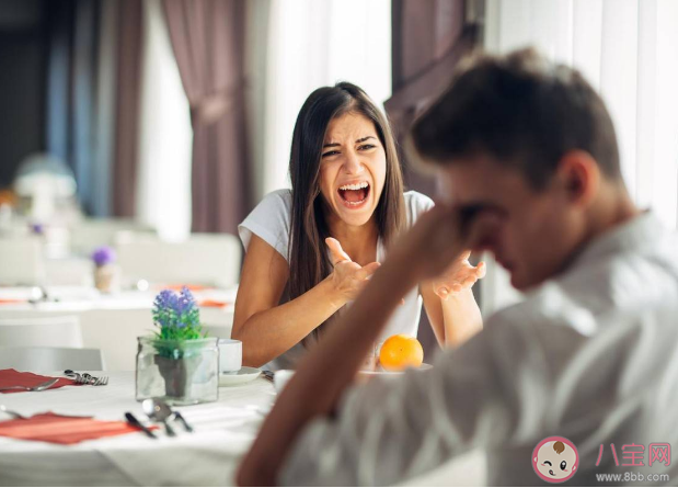 什么是不太健康的戀愛模式 不健康的戀愛關系傷害有多大 什么是不太健康的戀愛模式 不健康的戀愛關系傷害有多大