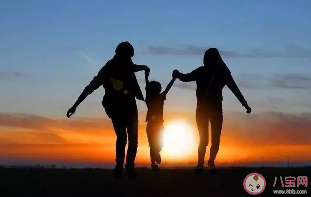 專家建議國家承擔年輕人養孩成本 養育一個孩子需要多少錢