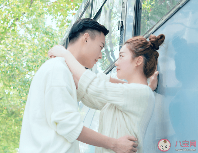 為什么談戀愛一定要多見面 談戀愛覺得浪費時間有必要繼續嗎 為什么談戀愛一定要多見面 談戀愛覺得浪費時間有必要繼續嗎