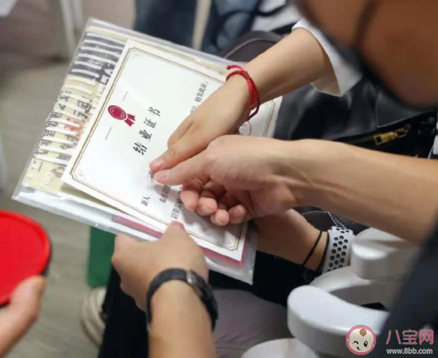 多地婚姻登記處為愛加班 為什么很多人在520領證 多地婚姻登記處為愛加班 為什么很多人在520領證