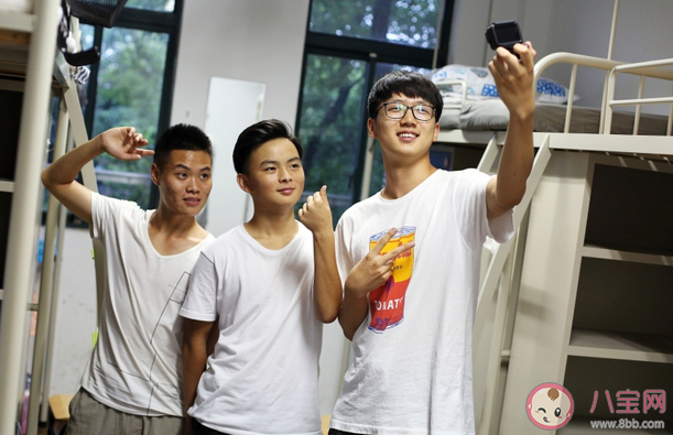 大學畢業后還會和室友聯系嗎 畢業后室友都怎樣了 大學畢業后還會和室友聯系嗎 畢業后室友都怎樣了