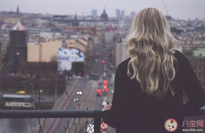 中年孤獨有哪幾種 如何看待中年的孤獨